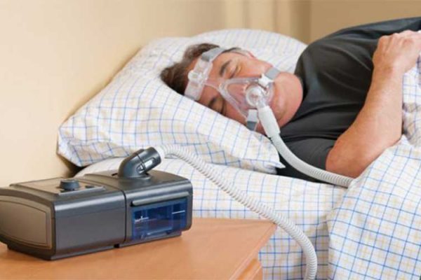 4 راه حل ویژه برای زمانی که با CPAP نیز خروپف می‌کنید